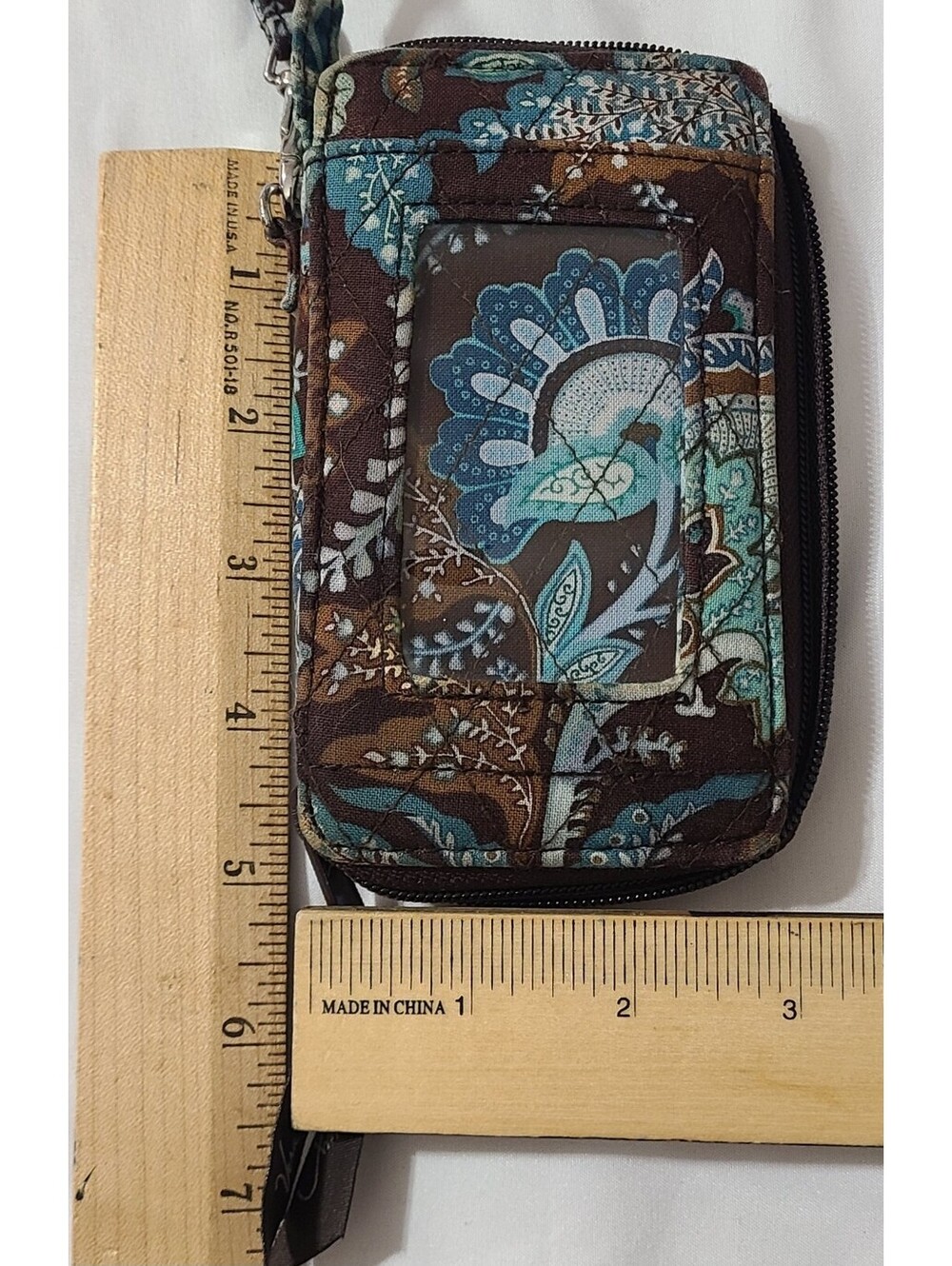 Vera Bradley Carry It All Quilted Wristlet Java Brown & Blue Paisley Zip Retired - Picture 2 of 6